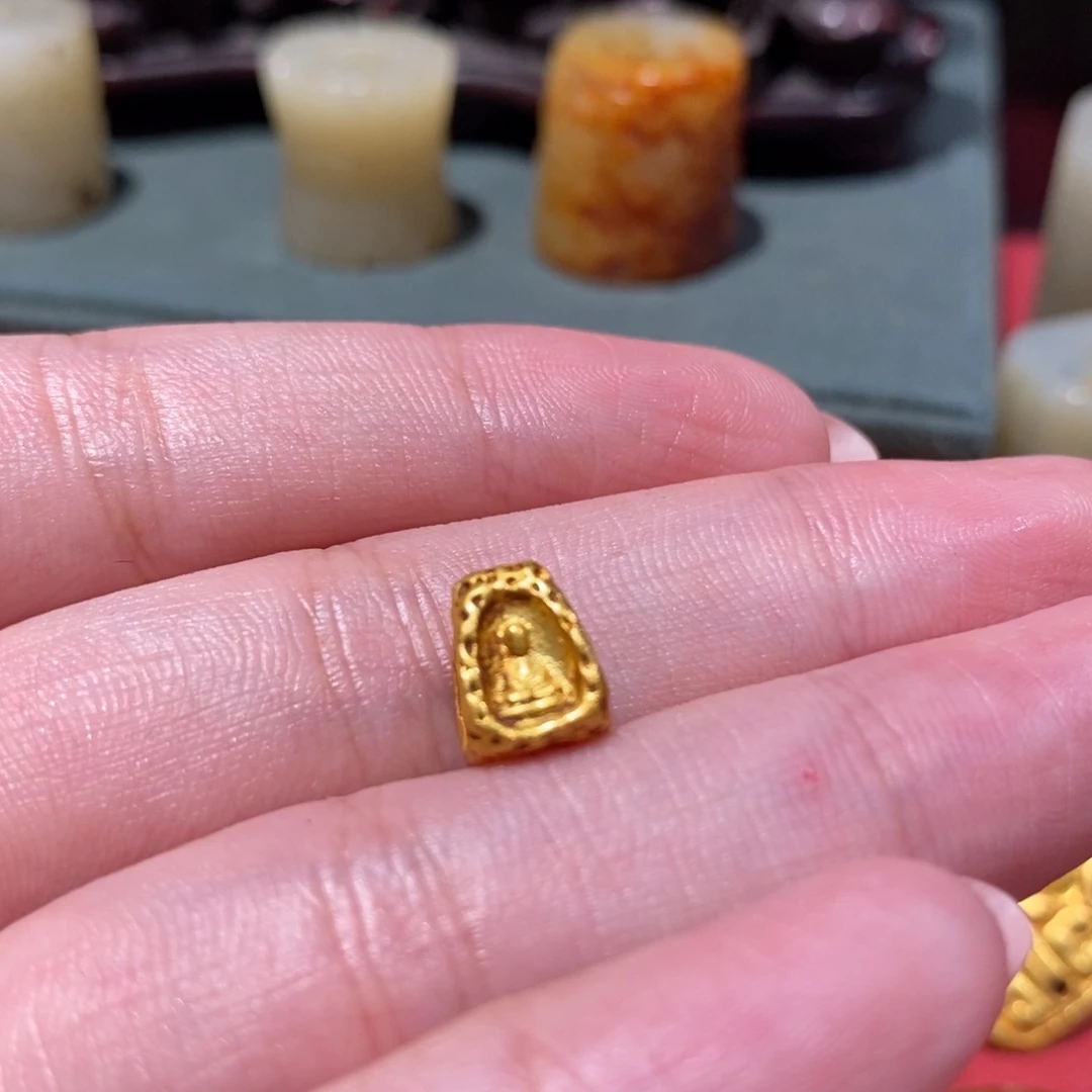 山****和田玉未镶嵌珠宝奇石