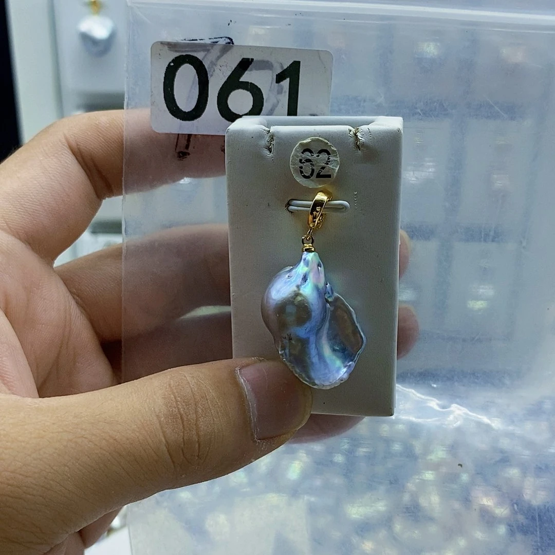 淡水珍珠合金颈饰