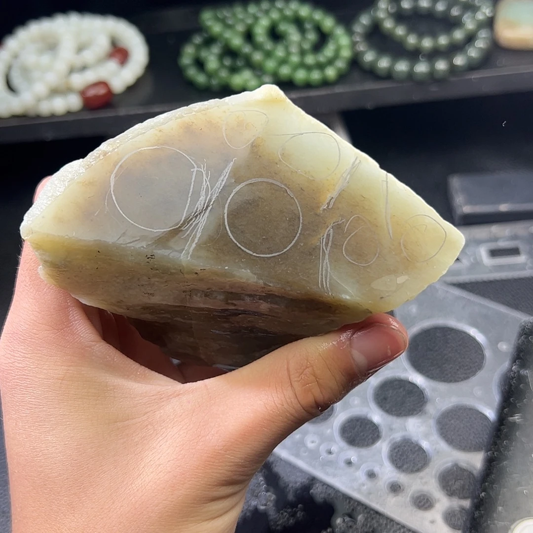 和田玉（糖玉）未镶嵌车挂