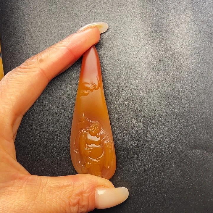 石英质玉挂件未镶嵌你*谁