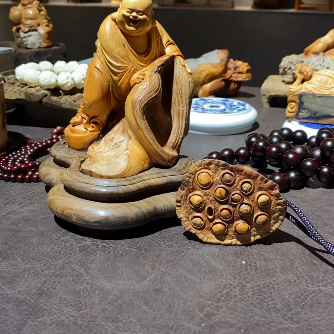 小***齐柏木(崖柏)崖柏弥勒蓬蓬手把件