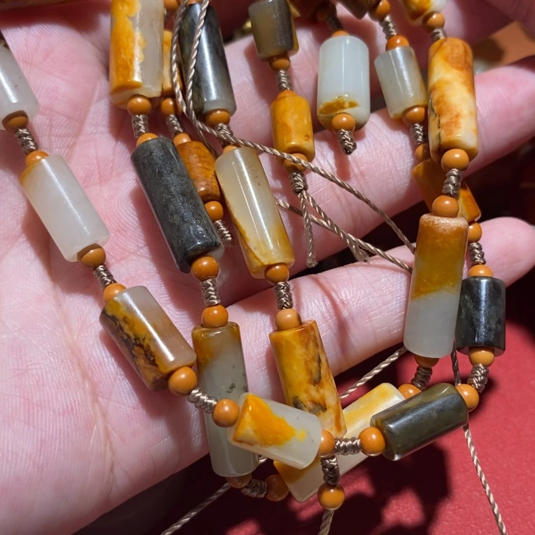 江***荡和田玉未镶嵌珠宝奇石