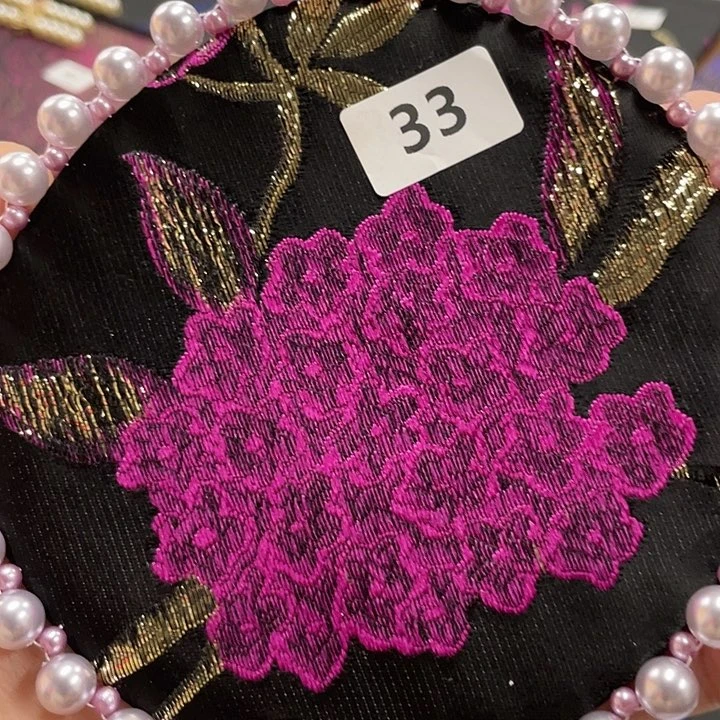 盖碗d****a杯子里还有好多