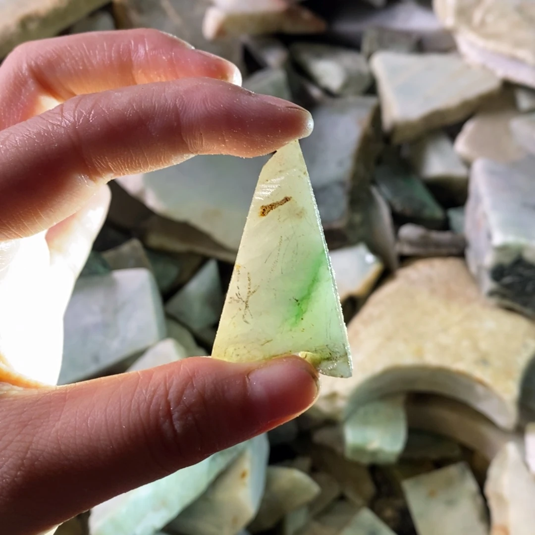 颈饰未镶嵌翡翠天然翡翠
