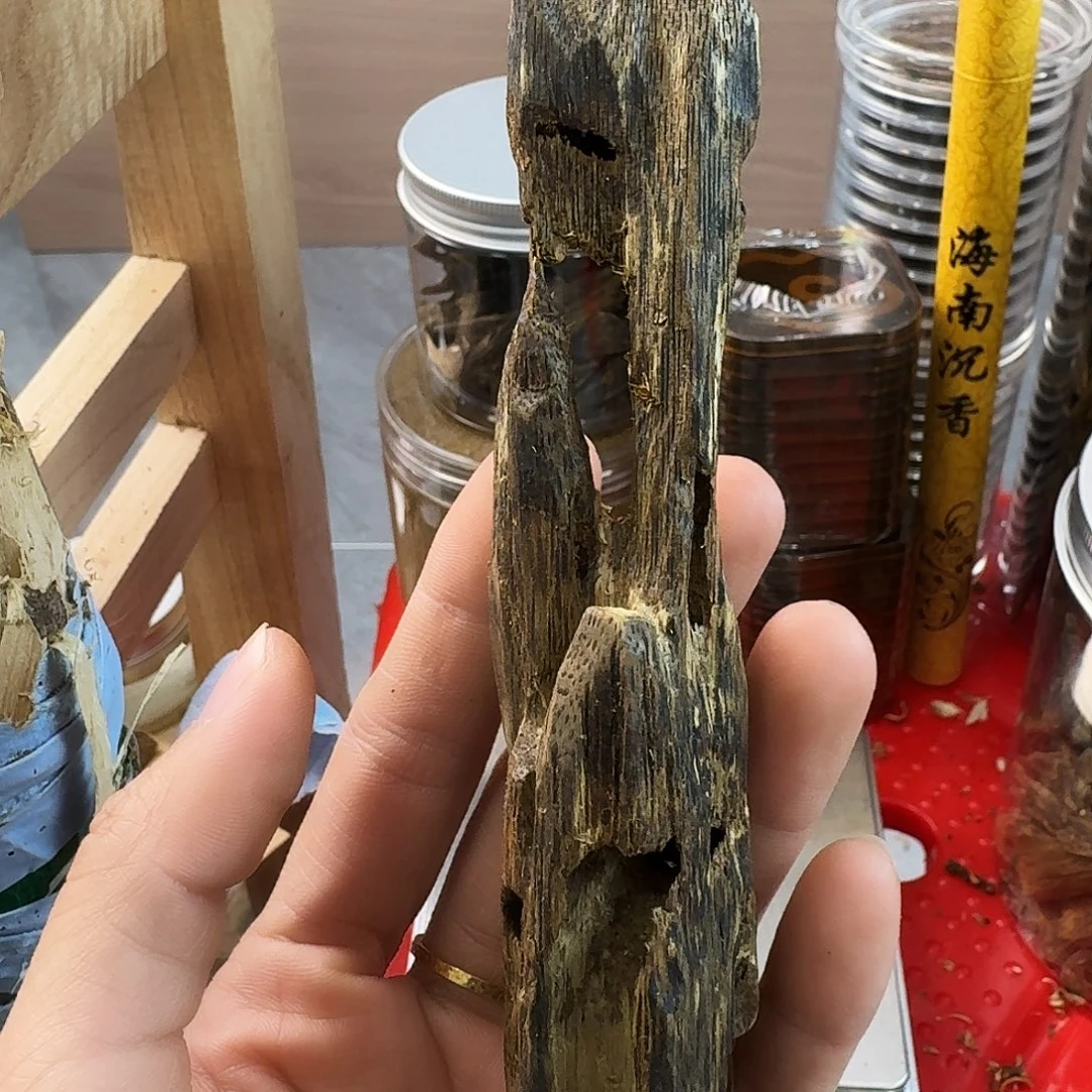 香料绿奇楠虫漏乌身圆叶29克