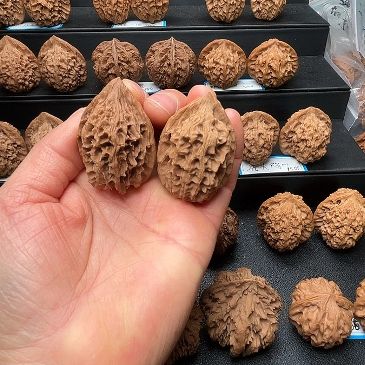 核桃秦岭野生鸡心