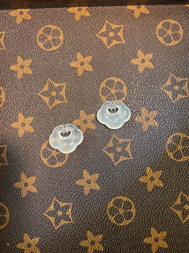 白月光玉髓吊坠带绳520礼物