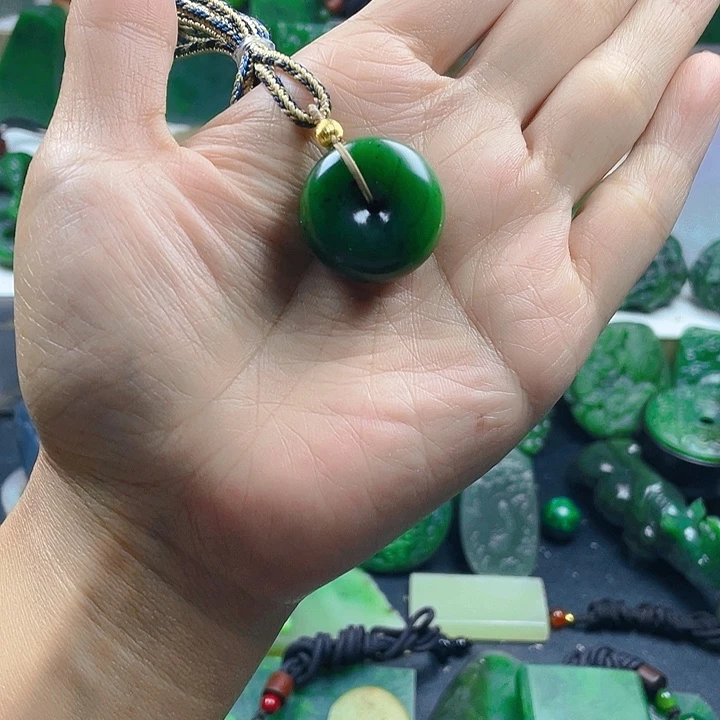 未镶嵌和田玉珠宝半成品