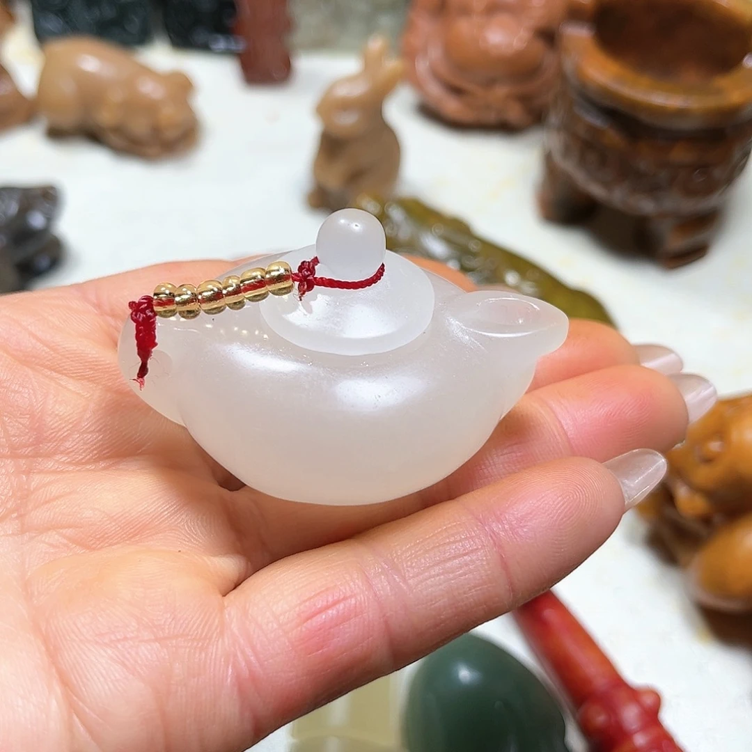 白玉菩提吊坠白玉菩提吊坠