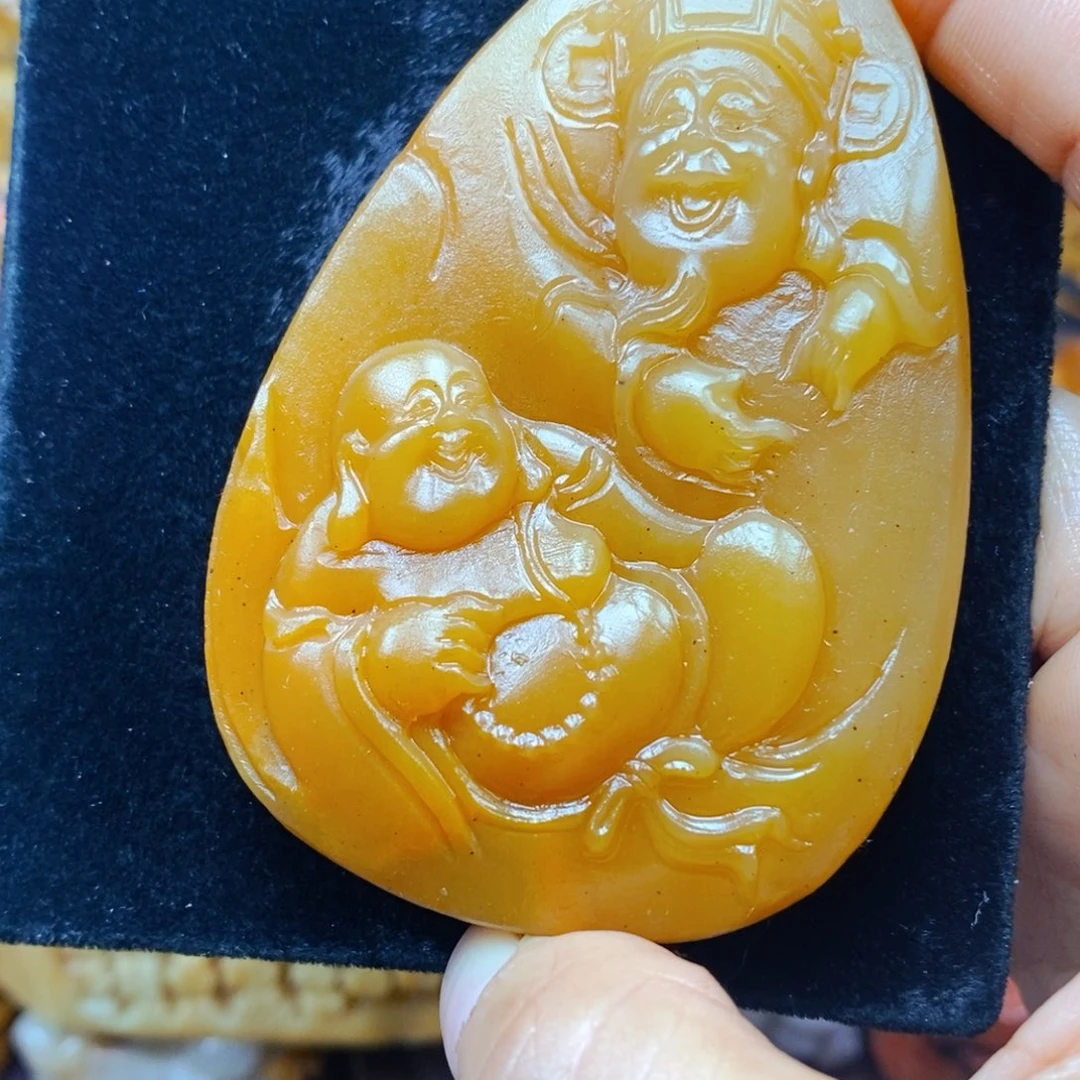 石英质玉（黄龙玉）未镶嵌颈饰