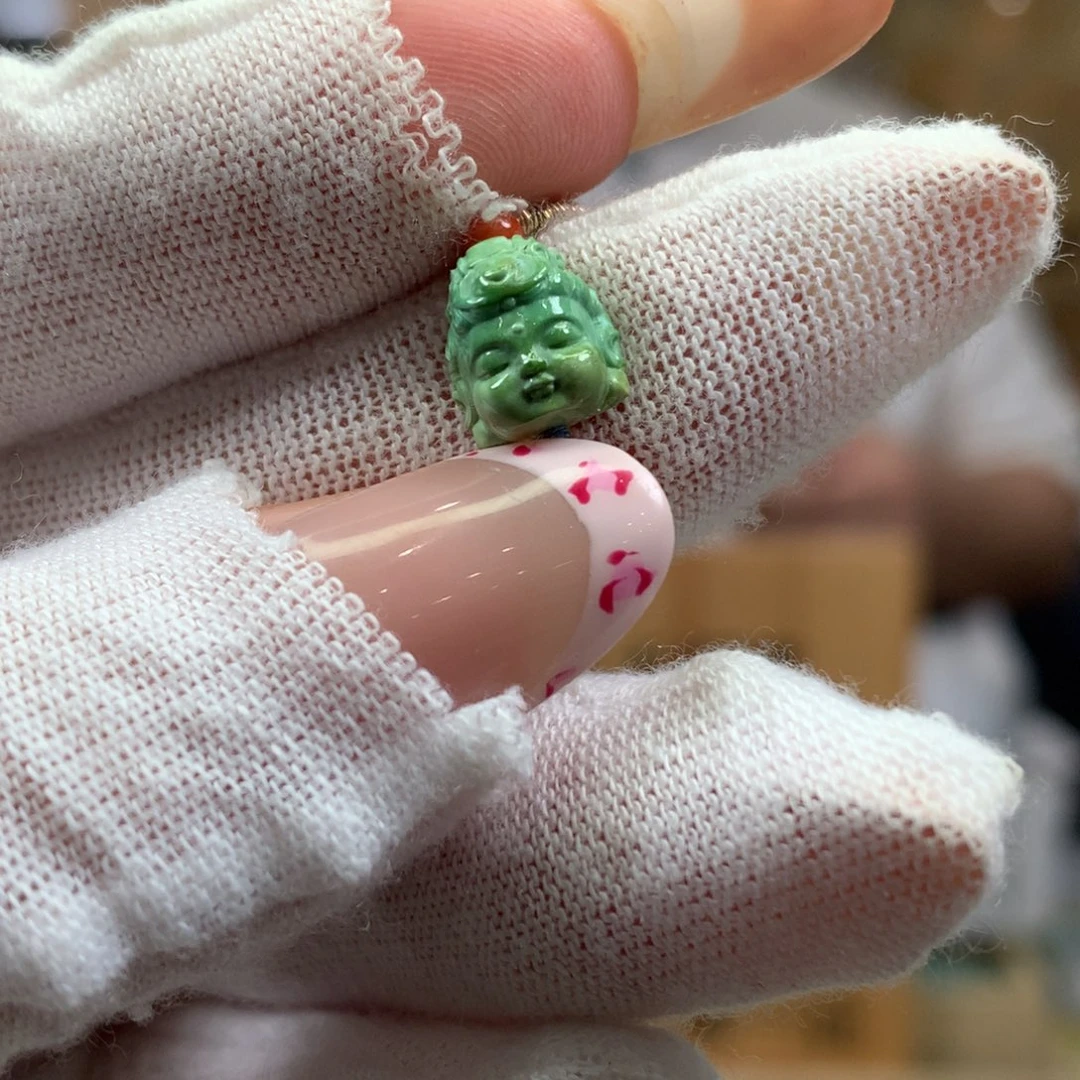 绿松石未镶嵌挂件