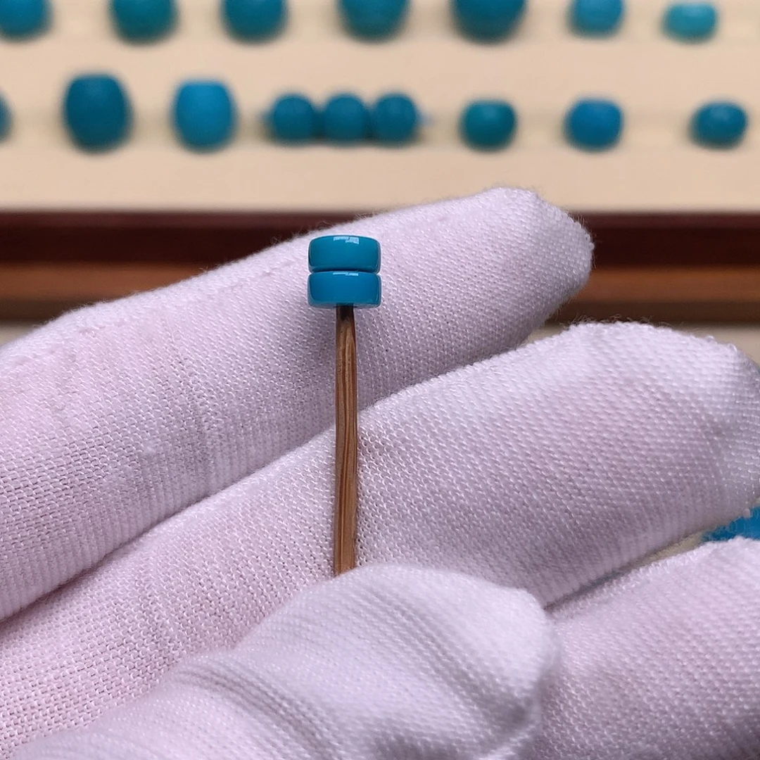 绿松石未镶嵌天然原矿绿松石直切5.5