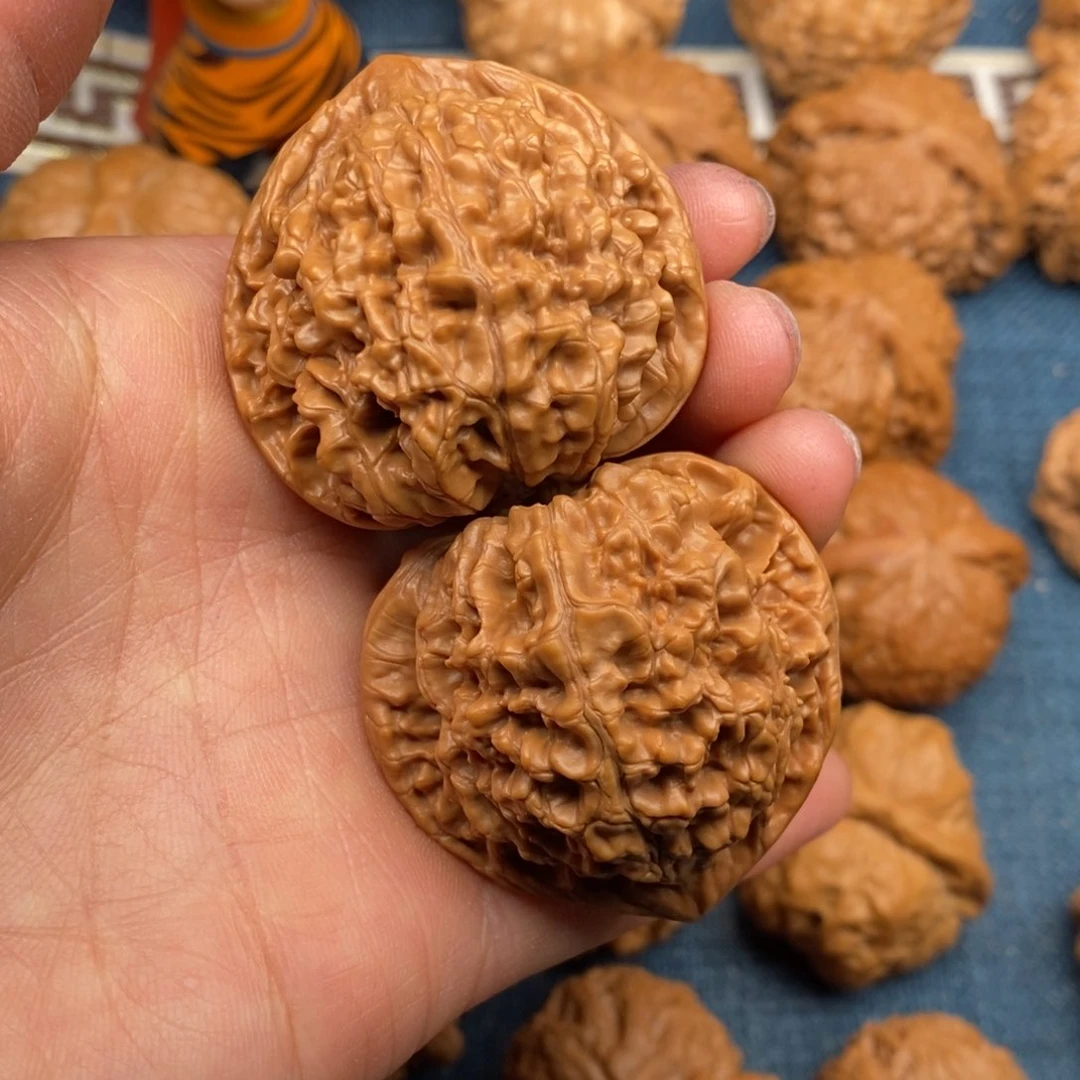 文玩核桃把件43官帽