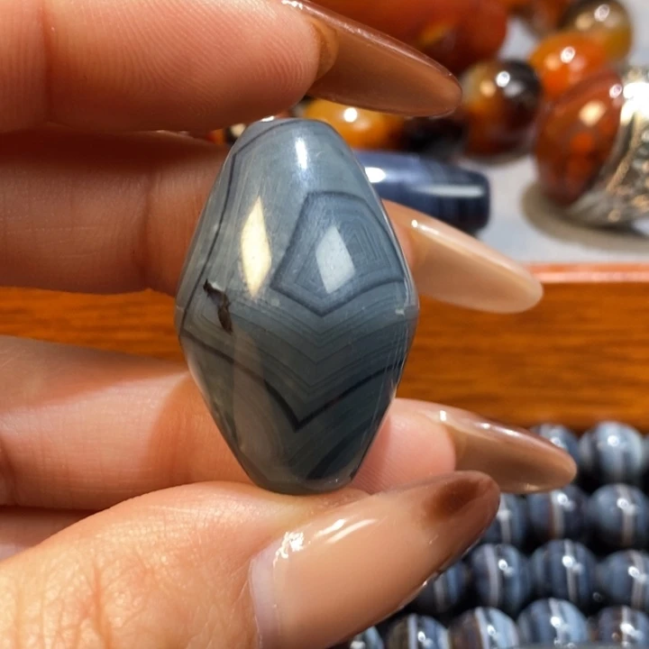 玛瑙/玉髓未镶嵌颈饰