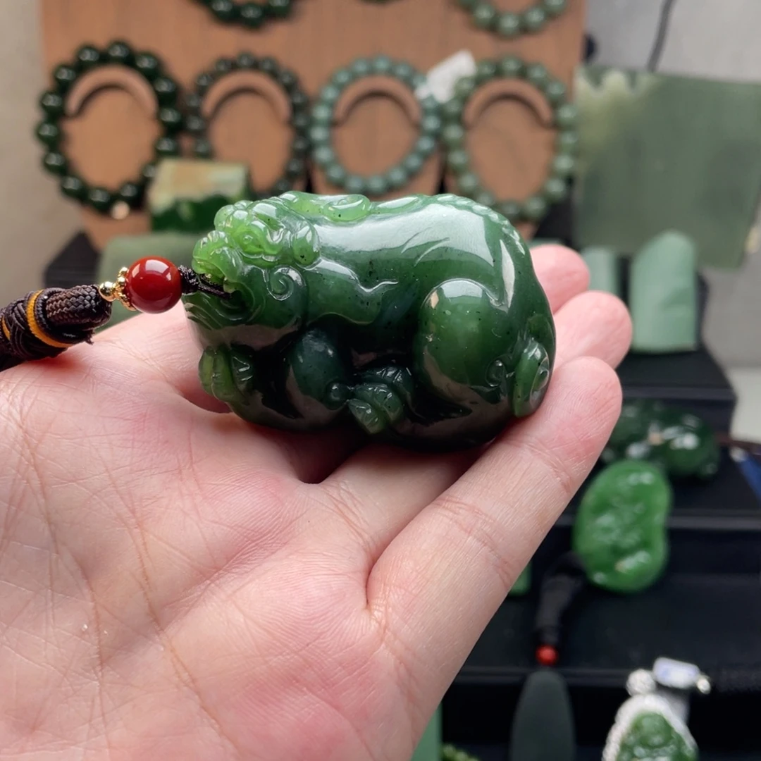 和田玉（碧玉）未镶嵌颈饰