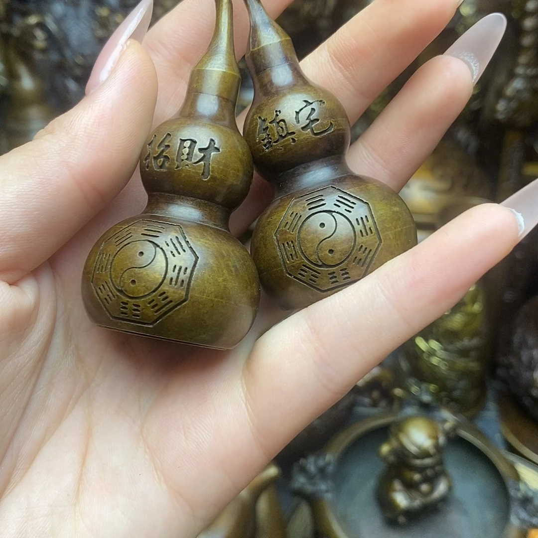 铜器摆件做工精良