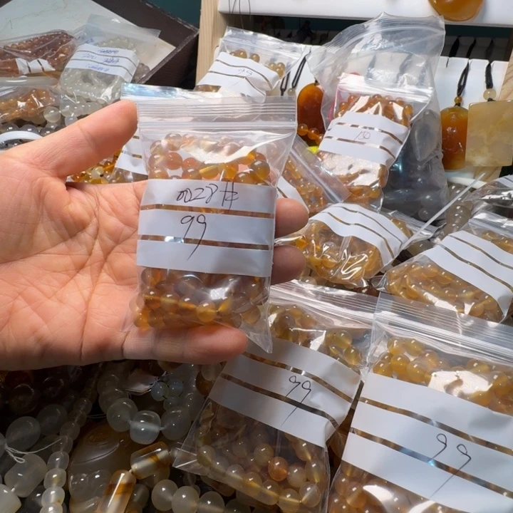 用***2玛瑙/玉髓未镶嵌颈饰0028