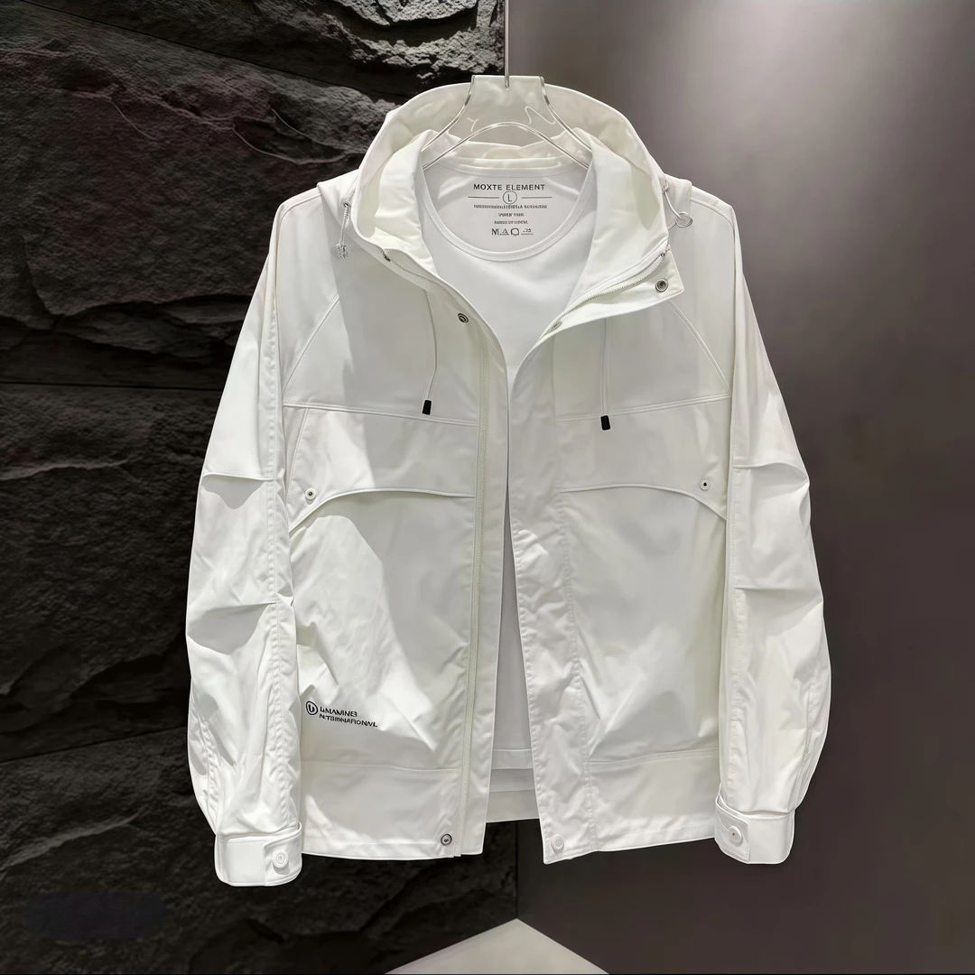 春秋季2025新款时尚简约休闲连帽外套户外情侣冲锋衣宽松运动夹克