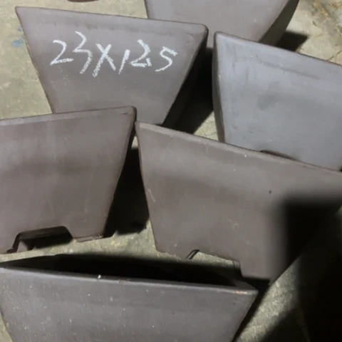 100-6。        23-12.5