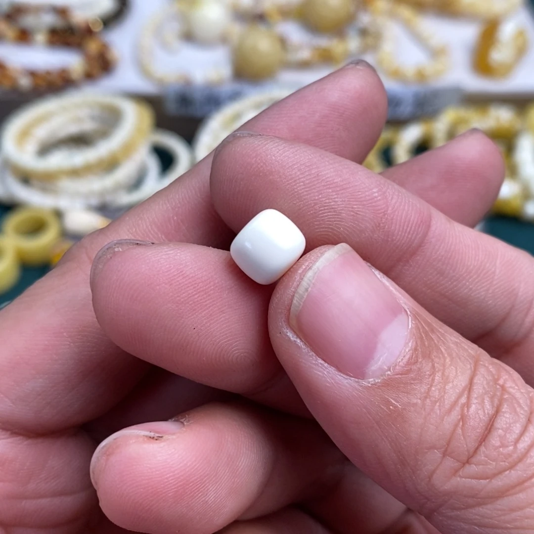 琥珀裸石未镶嵌?*9mm老型