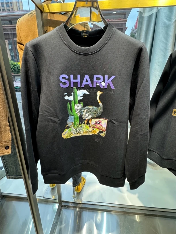 大白鲨手工刺绣印图秋冬卫衣