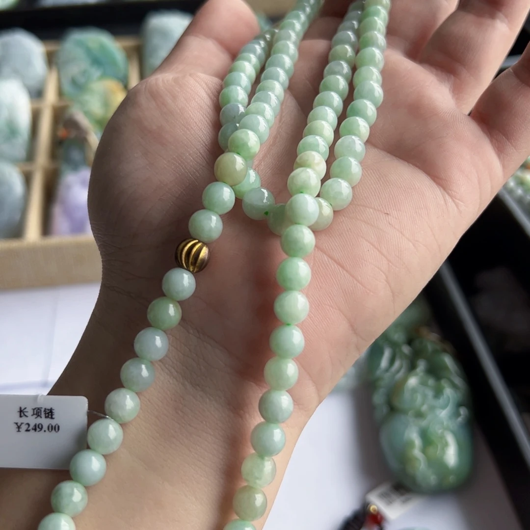 翡翠未镶嵌颈饰珠链