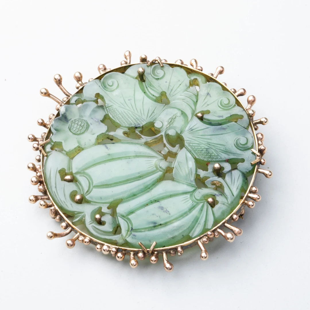 【拍卖】7、清  碧玉透雕瓜瓞绵绵佩