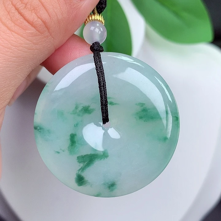 颈饰未镶嵌翡翠平安扣 38.3x5.8mm