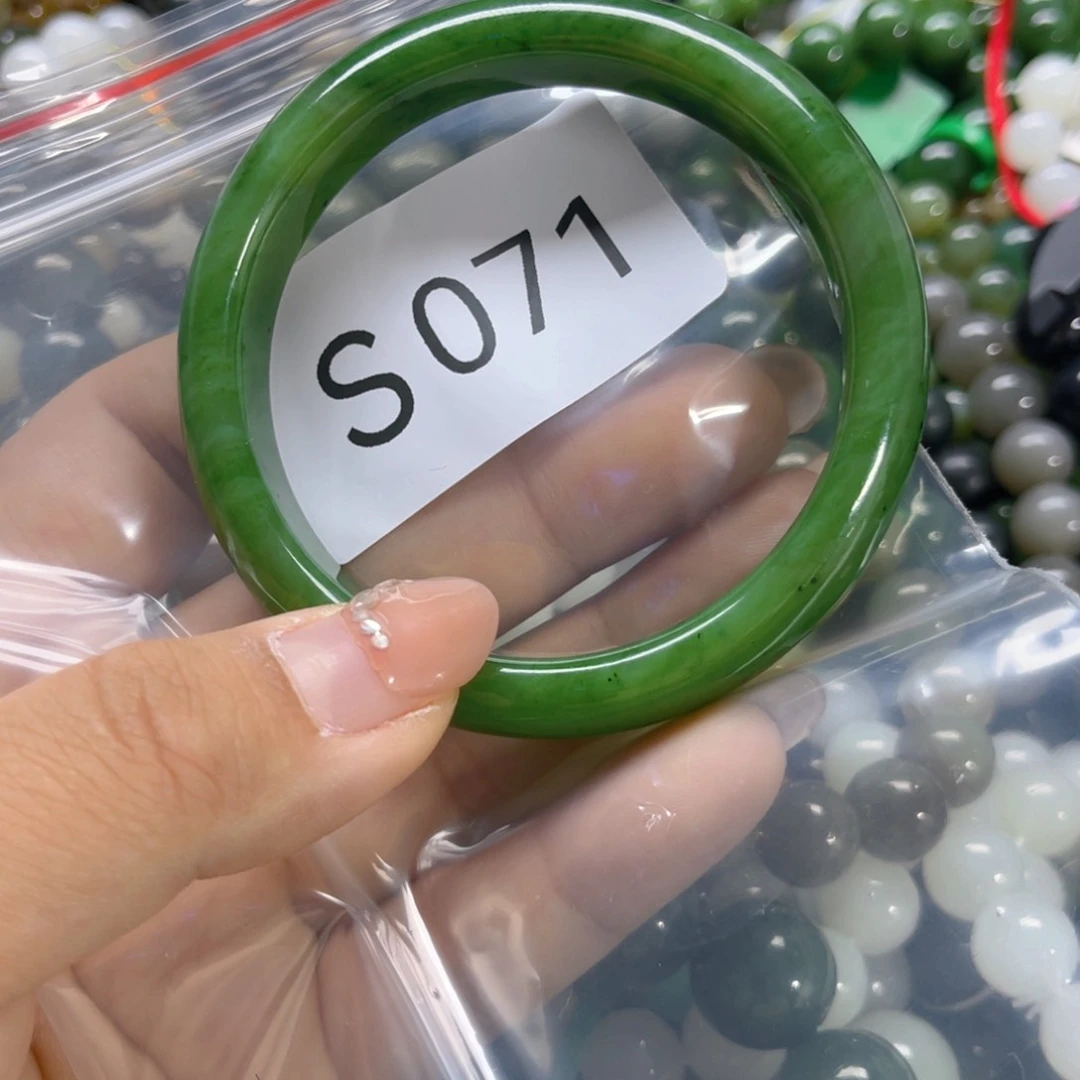 未镶嵌手链和田玉57