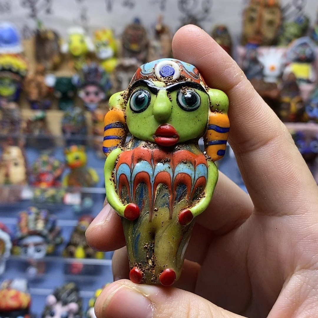 琉璃颈饰法老一个