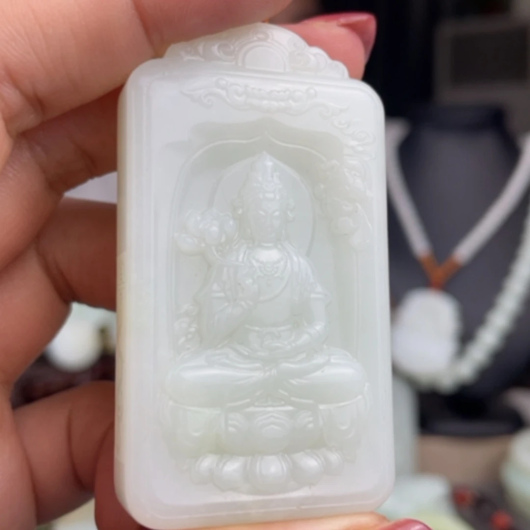 【闪购商品】颈饰未镶嵌和田玉