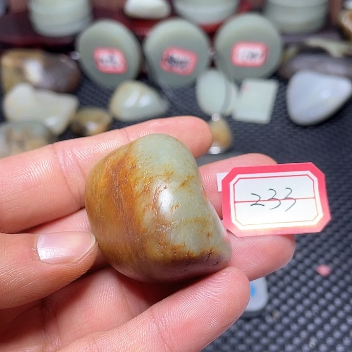 未镶嵌和田玉（糖玉）挂件233