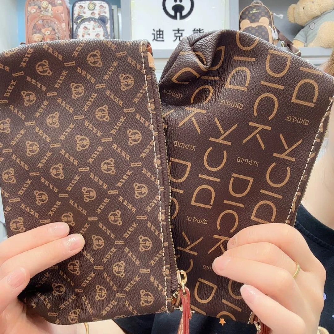 帆布PVC熊心咖字母组合咖手抓包