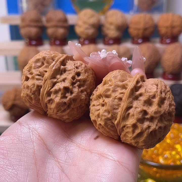 文玩核桃吊坠门墩38