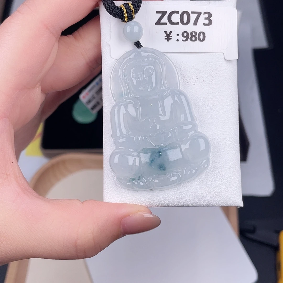 翡翠未镶嵌颈饰zc073