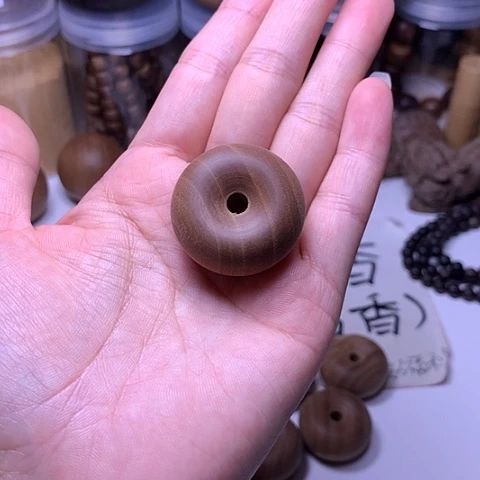 檀香木吊坠老山檀香小面包扣微瑕