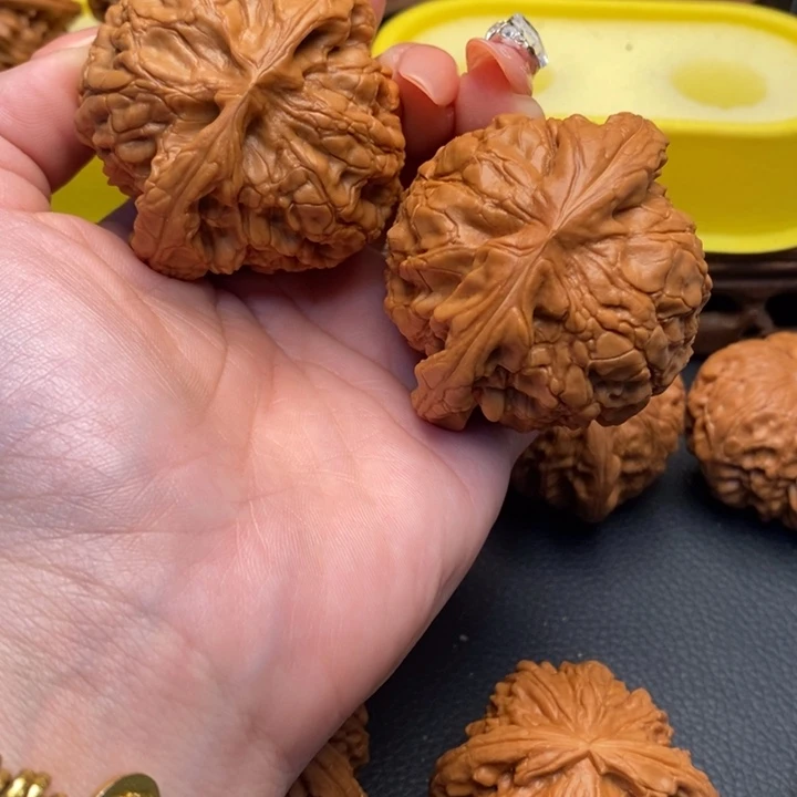 B***c文玩核桃把件503龙鼎51+全品