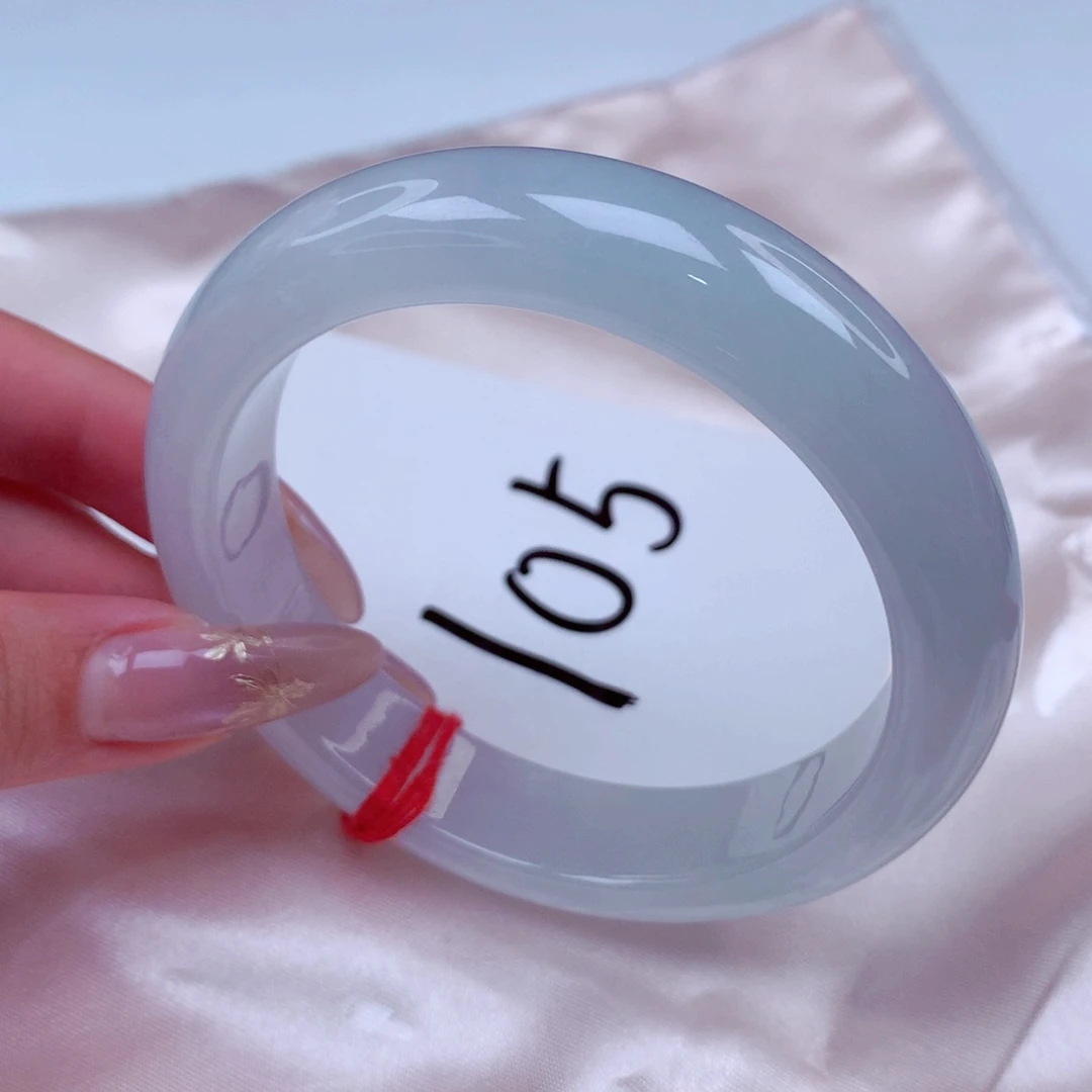 翡翠手镯未镶嵌翡翠57