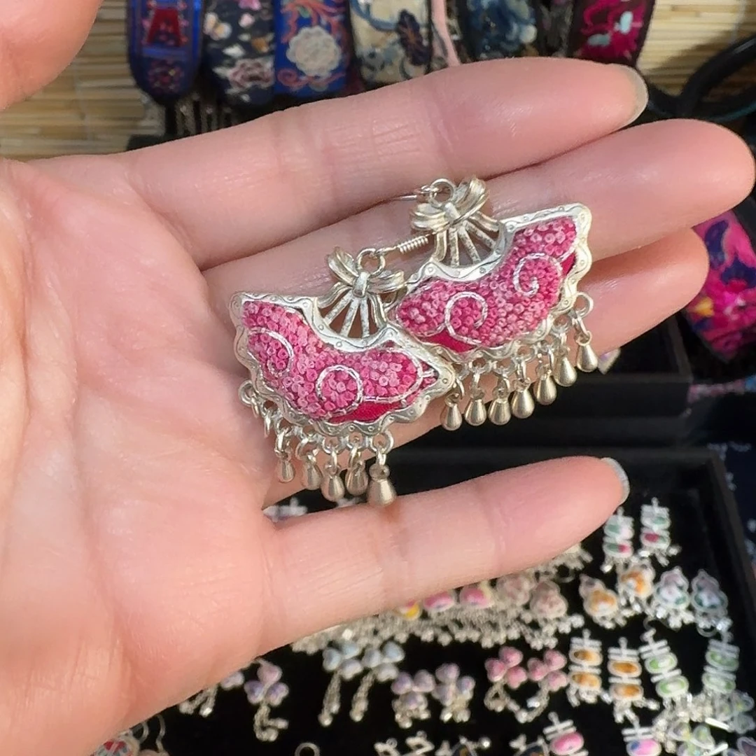 织绣民族风刺绣耳钉