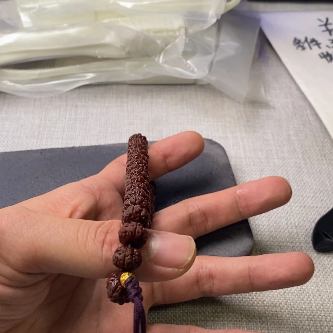 D***W吊坠金刚菩提老树