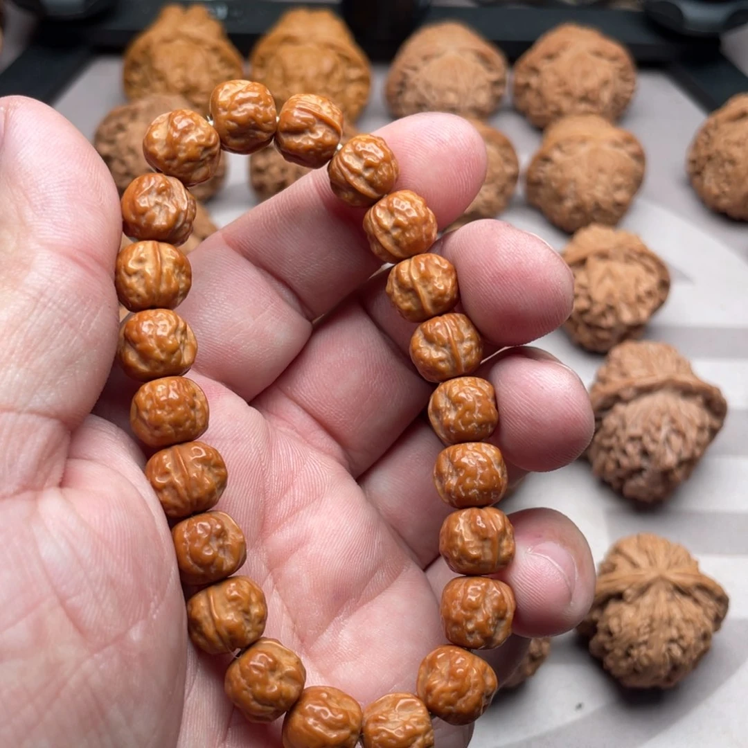 文玩核桃吊坠落**泪蟾宗