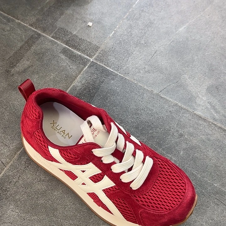 533-50167红色39码