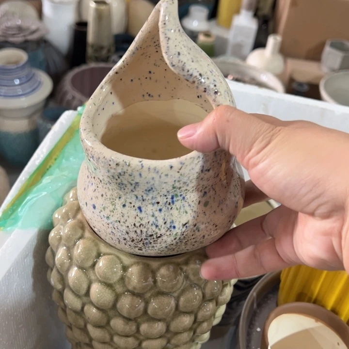 陶瓷花瓶摆件外贸出口（微瑕）高15口7公分