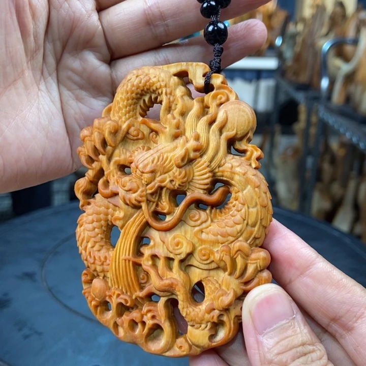 柏木（崖柏）手把件龙牌