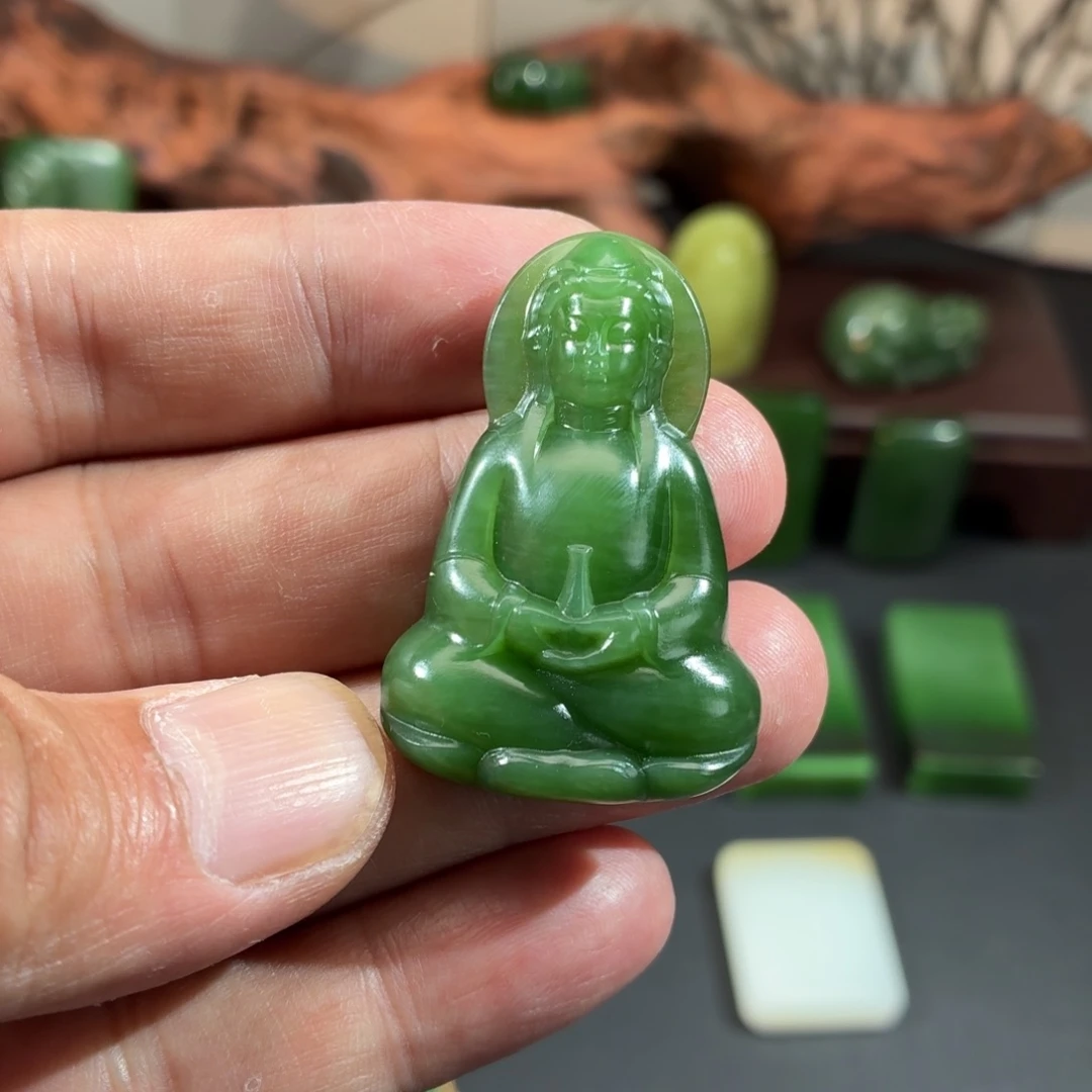 和田玉未镶嵌吊坠(赠链)