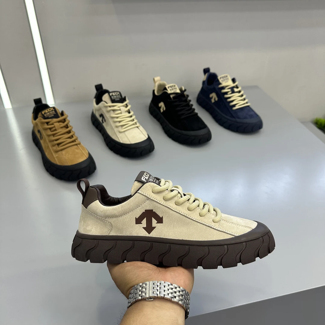 秋季新款男士休闲鞋时尚百搭低帮软底透气舒适运动鞋