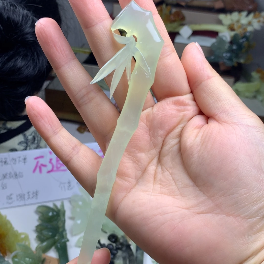 蛇纹石玉未镶嵌发饰