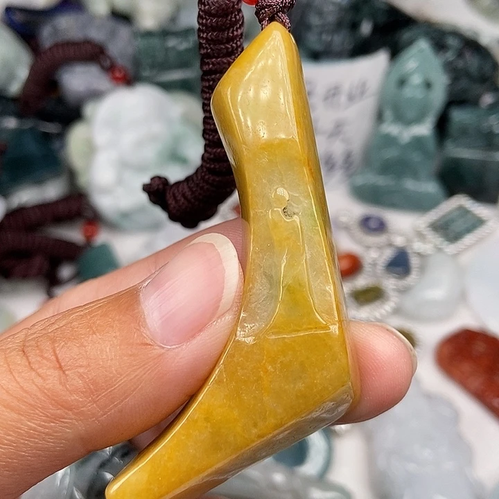 颈饰未镶嵌翡翠翡翠
