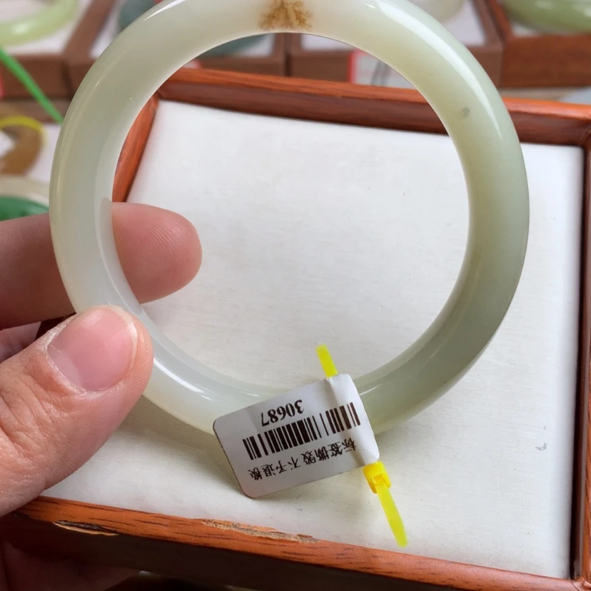 【闪购商品】和田玉手镯未镶嵌59.2