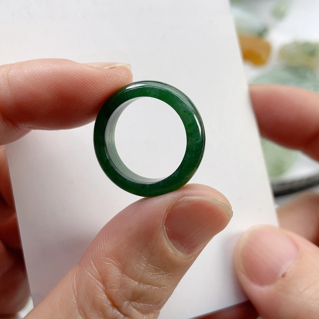 翡翠未镶嵌颈饰小***蓝戒圈